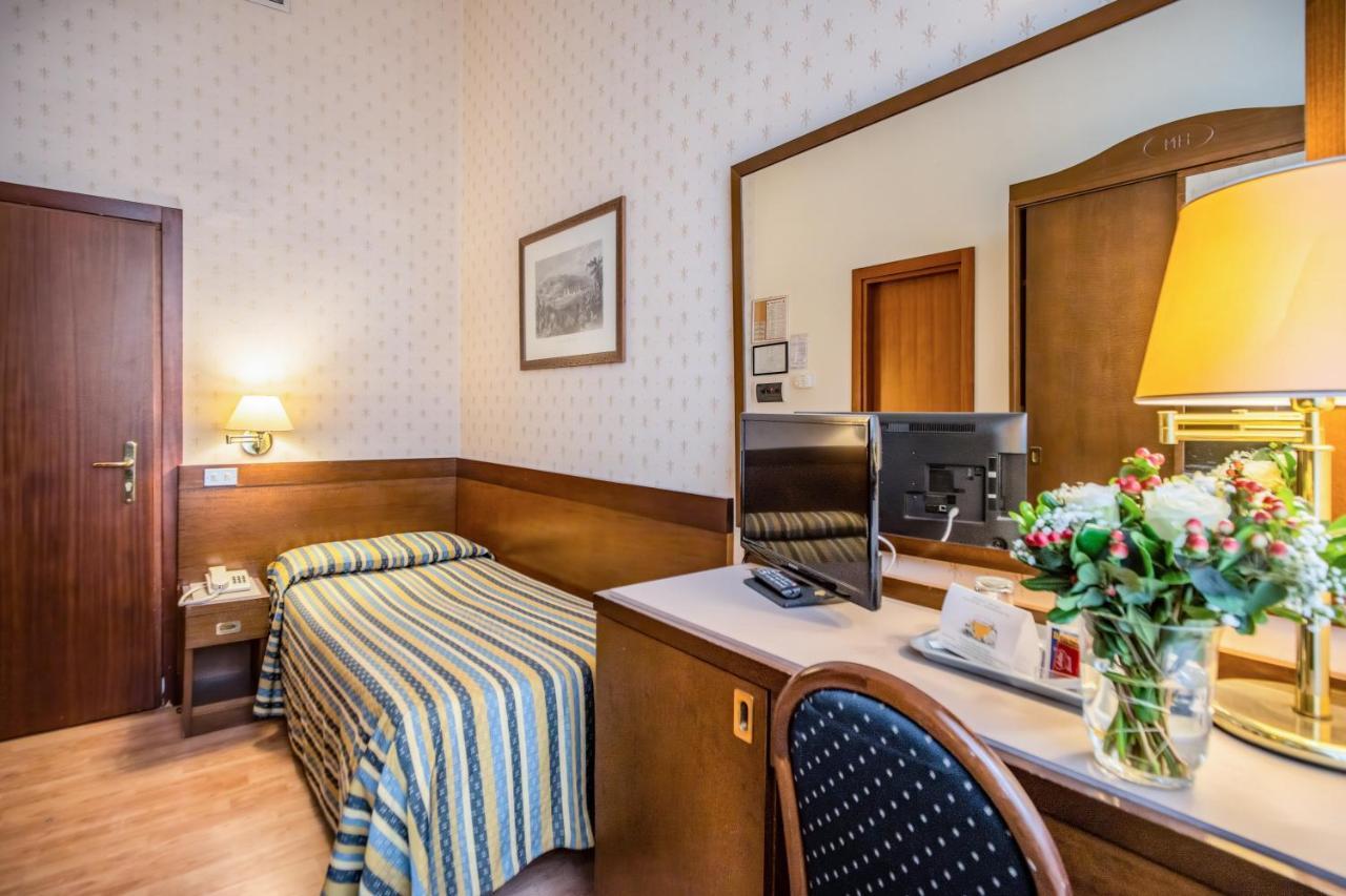 Hotel Martelli Firenze Esterno foto