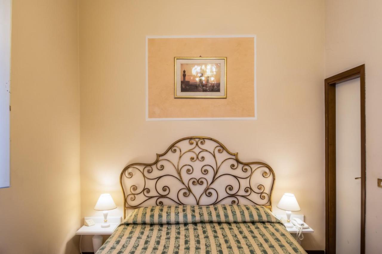 Hotel Martelli Firenze Esterno foto