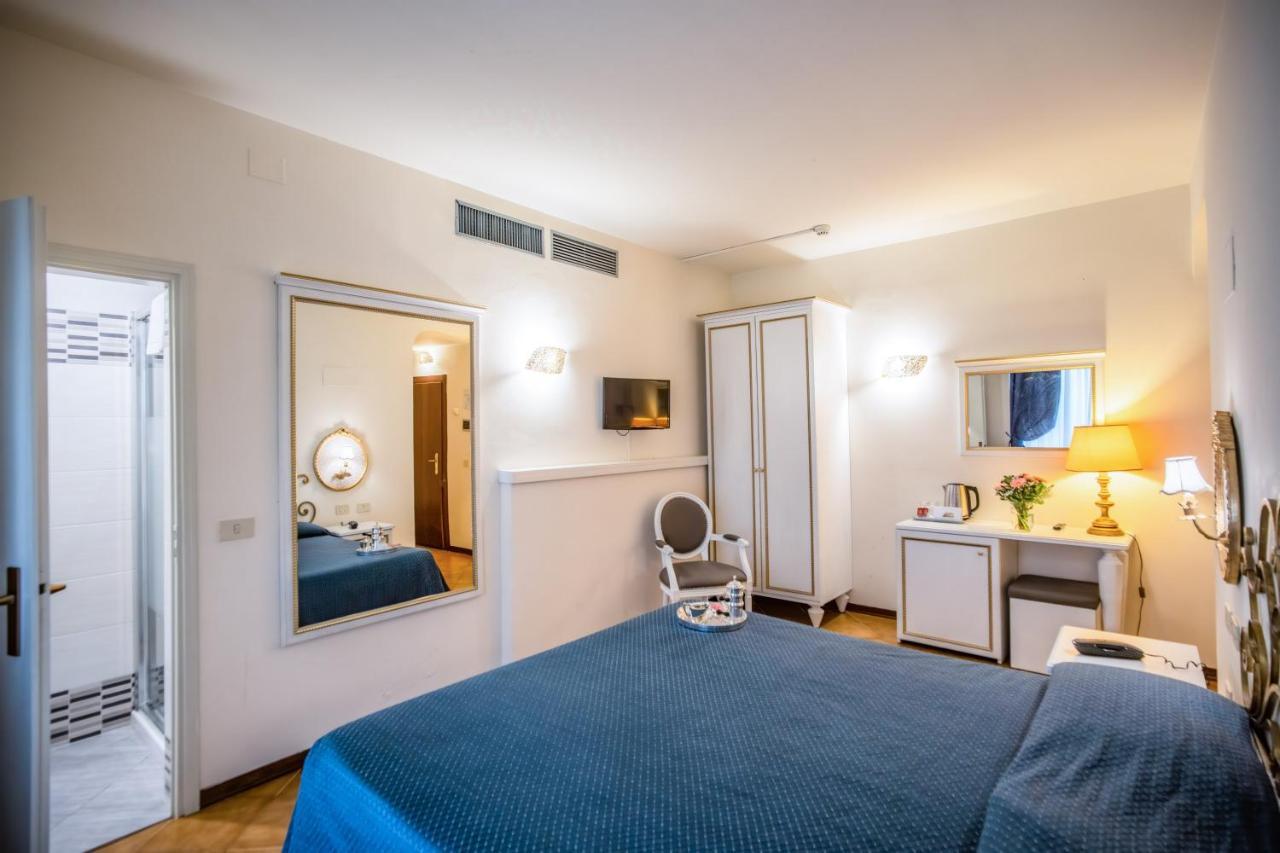 Hotel Martelli Firenze Esterno foto